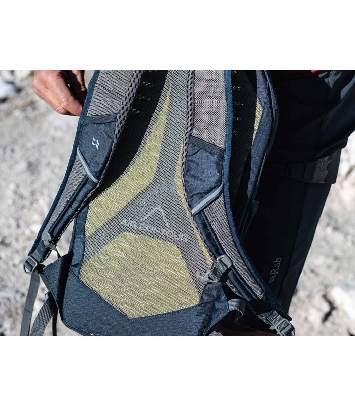 תרמיל יום קליל ונושם Tensor 10L