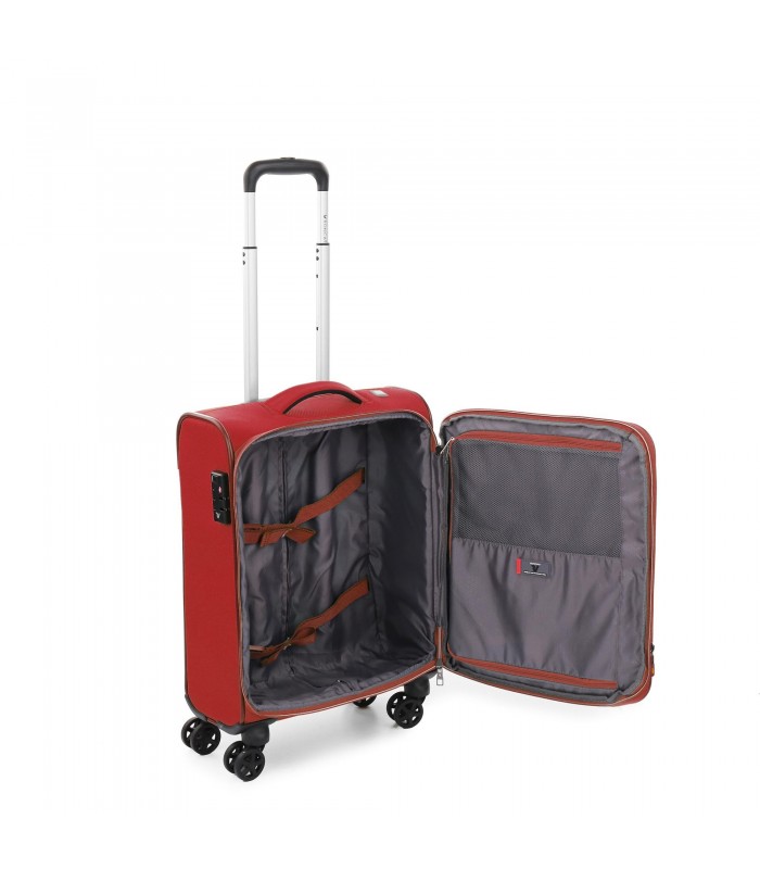 מזוודת טרולי עליה למטוס Evolution