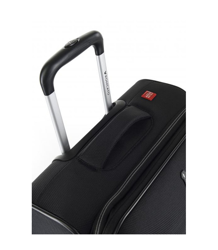מזוודת טרולי עליה למטוס "21.5 RONCATO IRONIK