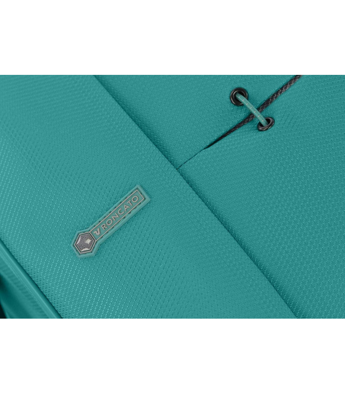 מזוודת טרולי עליה למטוס "21.5 Roncato Ironik